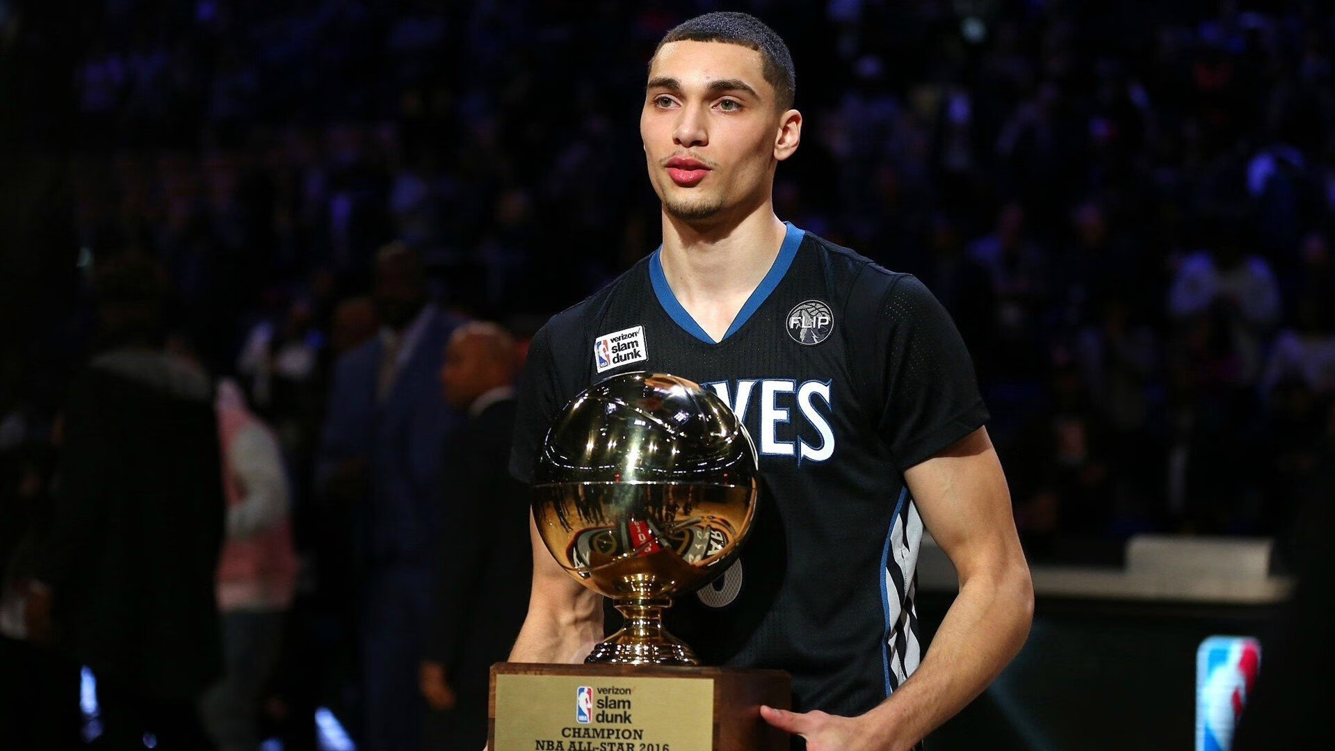 NBA球员直播堡垒之夜引百万围观,nba比赛主播